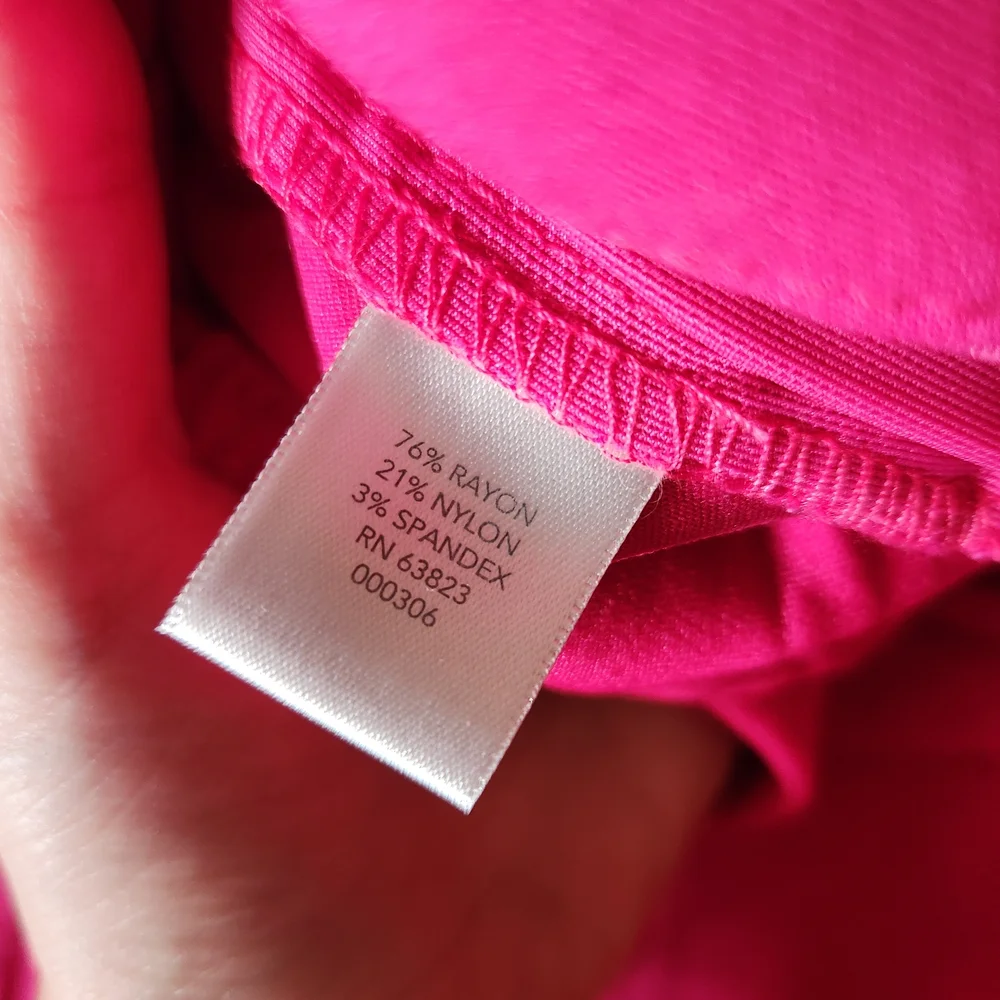 CJ Banks Pink Capris - Picture 4 of 5